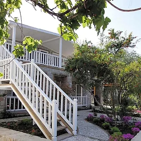فندق Losta Sahil Evi - Adults Only +12 سيدي